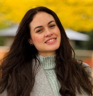 Dr. Geeisy Angela Cid Valdés